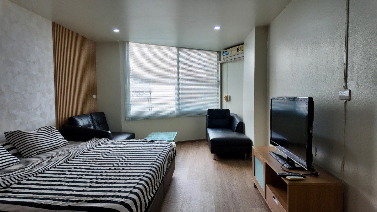 picture JC Hill Place - 7/10